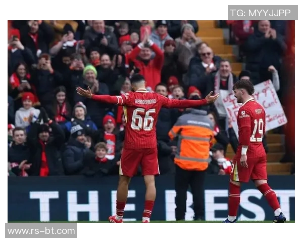 阿诺德精彩助攻助力利物浦赢得关键比赛展现球队实力 阿诺德精彩助攻助力利物浦赢得关键比赛展现球队实力